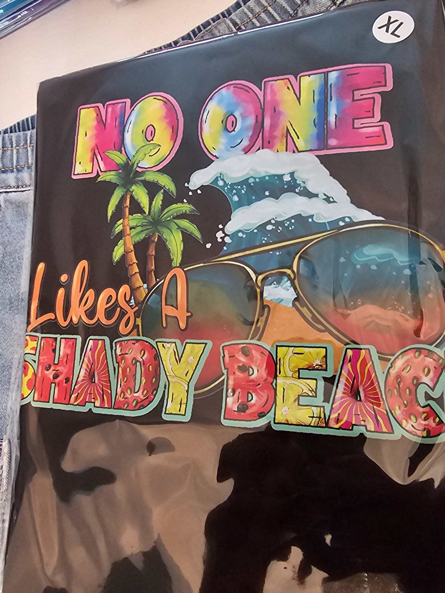 No One Likes A Shady Beach Handmade Graphic T Shirt