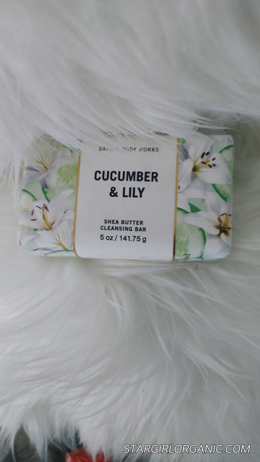 Bath & Body Works Cucumber & Lily Shea Butter Cleansing Soap Bar